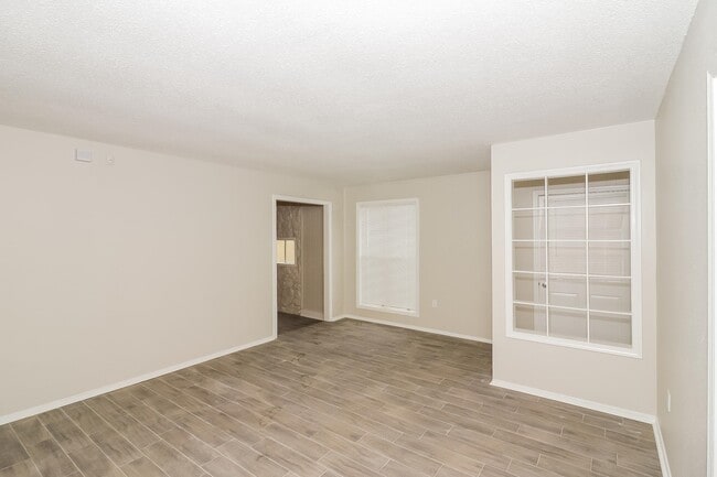 Photo - 5403 Clinchport Cir