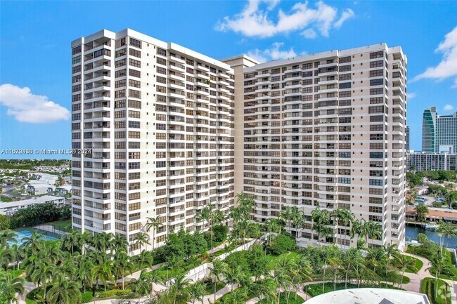 Building Photo - 2500 Parkview Dr Unit 1603 Rental