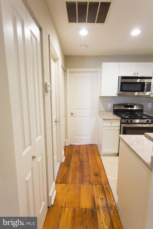 Photo - 727 Spruce St Unit 1B