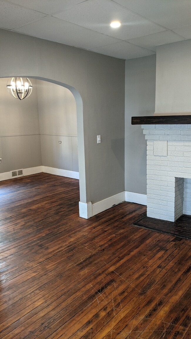 Photo - 77 Weyand Ave Unit Upper