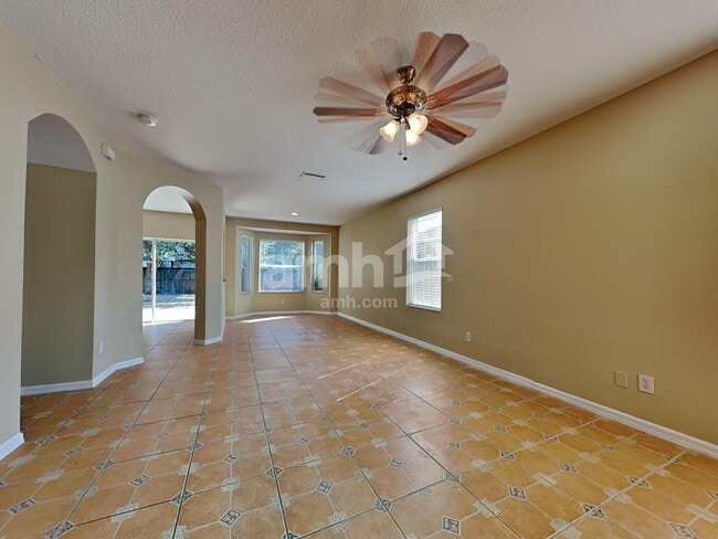 Photo - 18137 Lembrecht Way