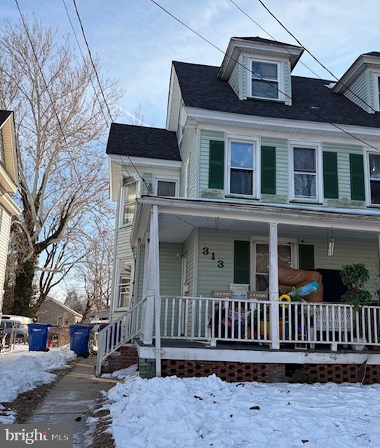 Photo - 313 W Main St