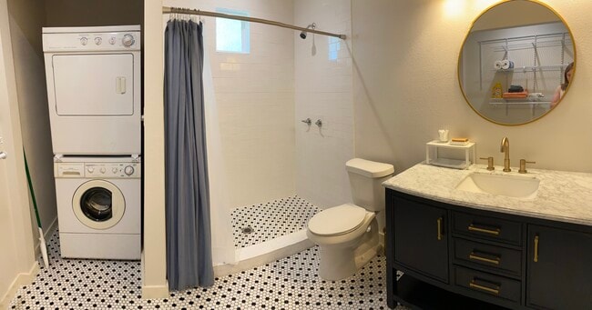 Photo - 6700 Columbia Dr