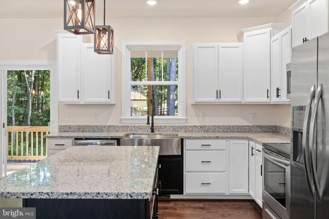 Photo - Adorable, Newer Home