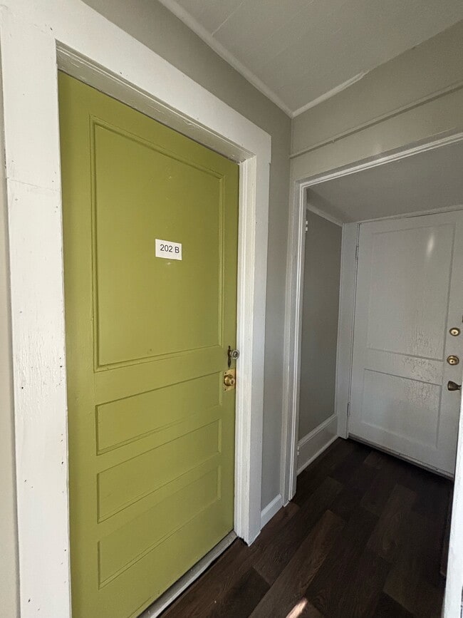 Photo - 202-B N Virginia Ave