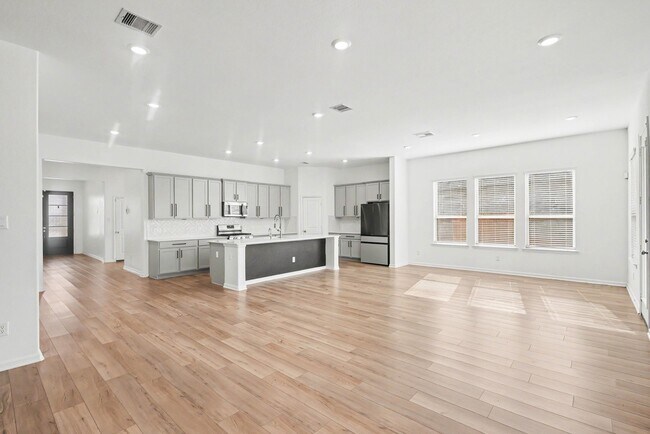 Photo - 9407 Sea Star Ln