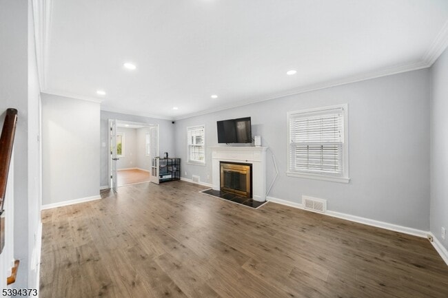 Photo - 125 Meisel Ave