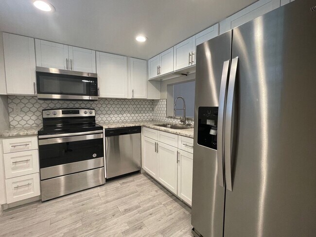 Photo - Imperial Oaks Condo