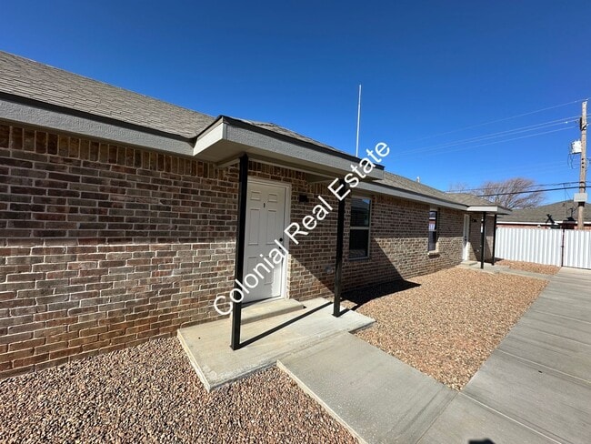 Building Photo - 2512 E 14th St Unit C Rental