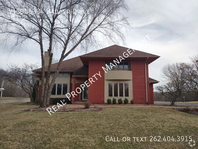 Building Photo - Four Bedroom 3.5 Bath Home