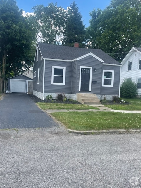 Building Photo - 426 Williams St SE Rental