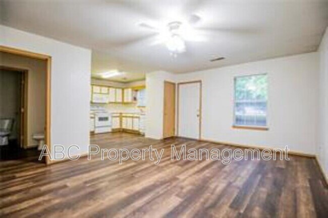 Photo - 46 Locust St