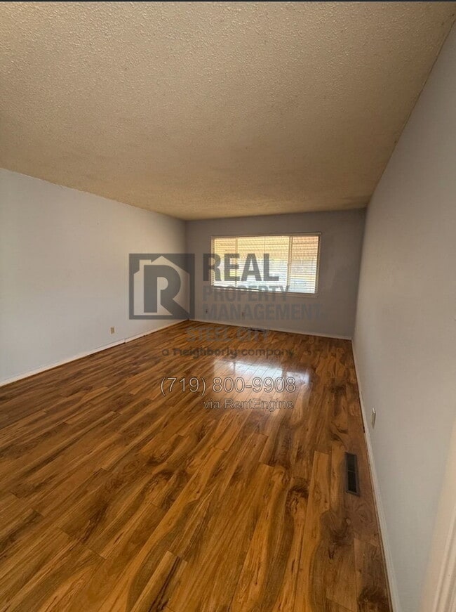 Photo - 511 W Evans Ave