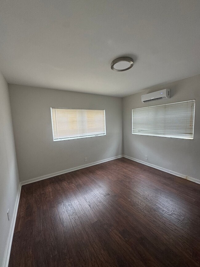 Photo - 5410 NE 22nd Terrace Unidad 12