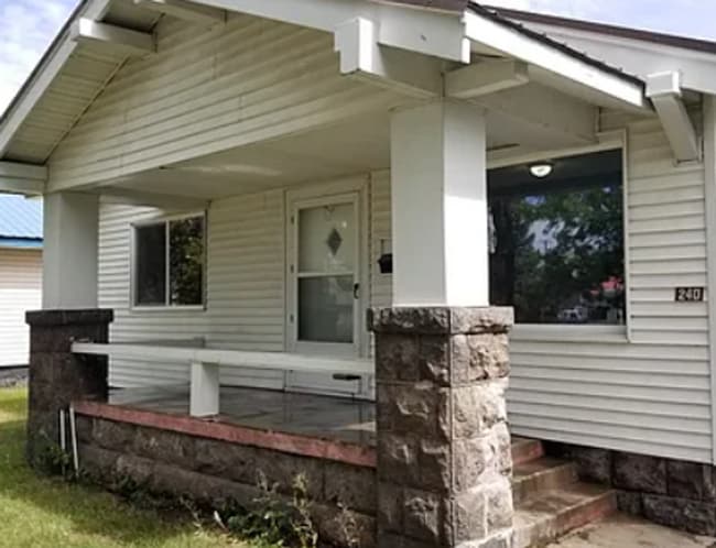 Photo - CHARMING 2 BED 1 BATH HOME IN ST ANTHONY