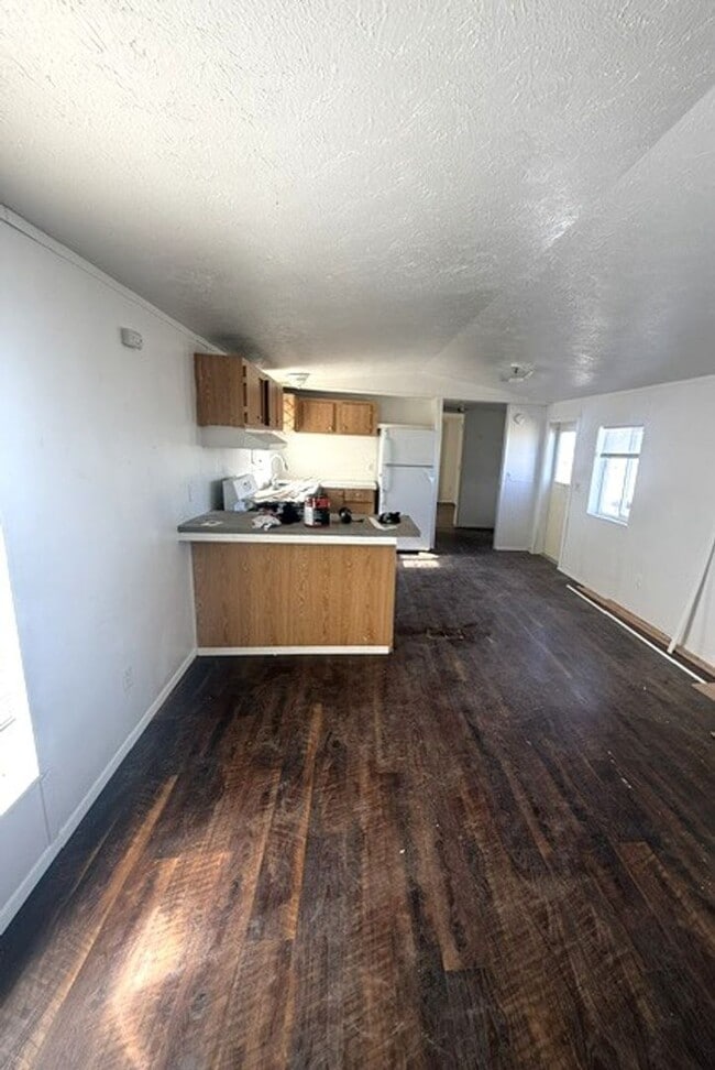 Photo - 3 bedroom single wide in Ryndon with Garage