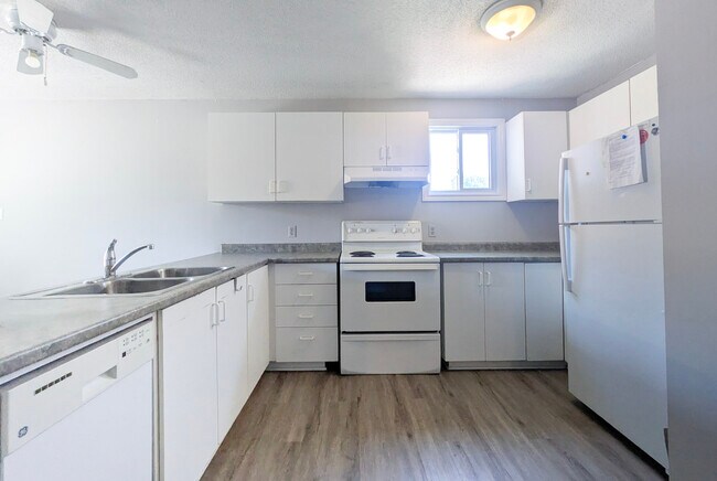 Photo - Student Rental at 32 Noecker! Unité 1