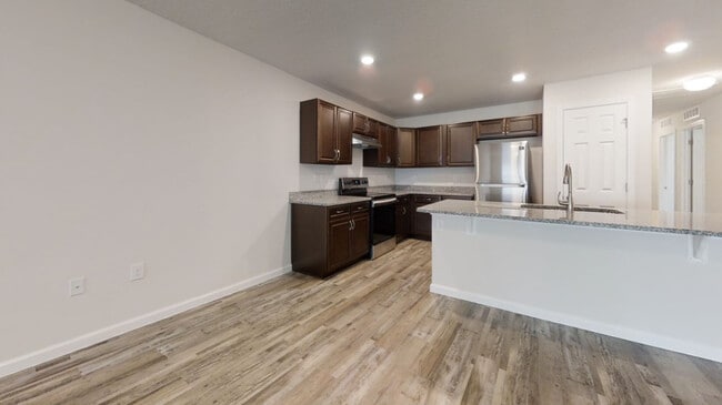21 Pony Express Dr
