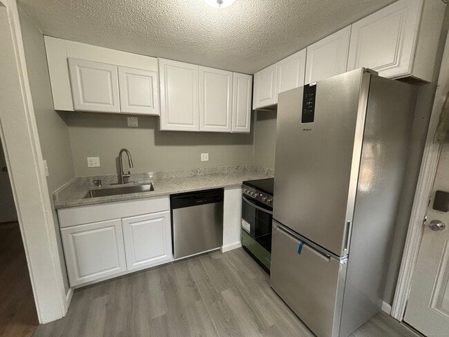 Photo - 9B White Oak Rd Unit D