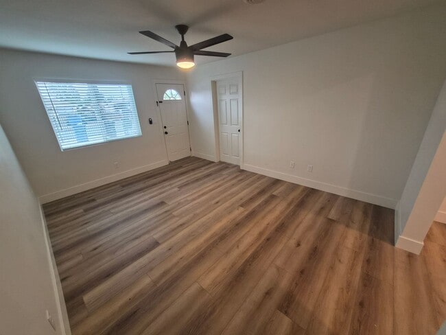 Photo - Beautifully Renovated 3 bedroom 2 Bath House