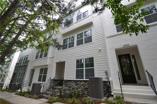 Building Photo - 8535 Marvino Ln