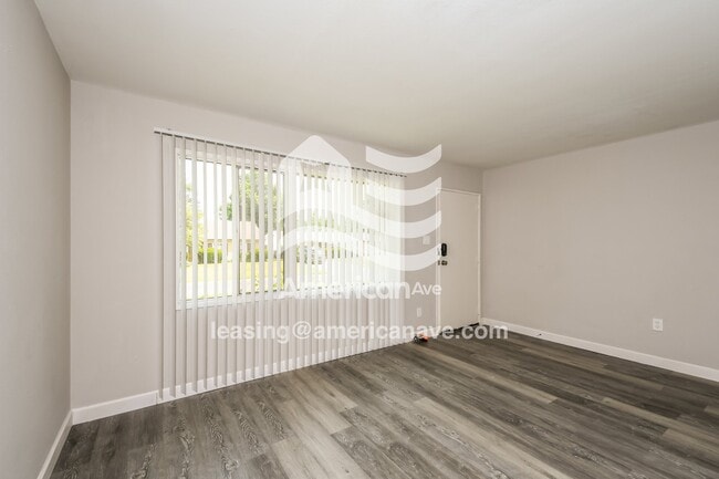 4104 Shirley Dr