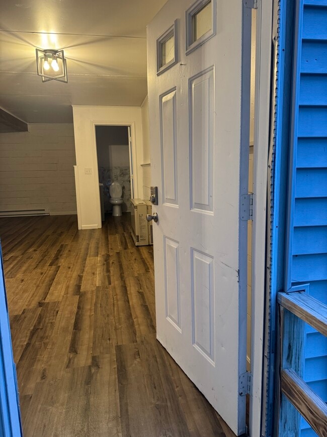Building Photo - 312 Forge Village Rd Rental