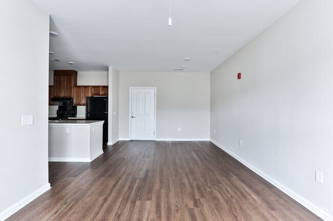 2BR, 1BA