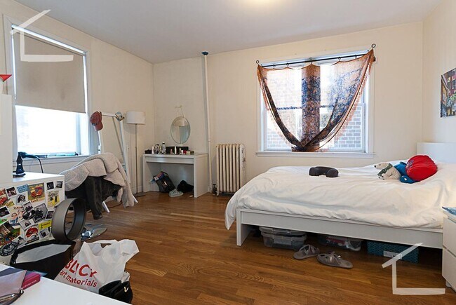 Photo - Boston University Fall 2026 Rental- 4bed / 1bath