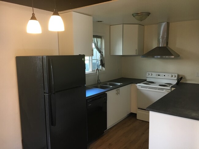 Photo - 1122 NW 27th St