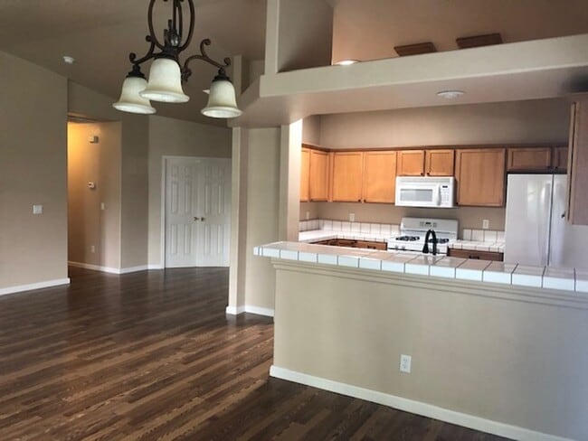 Photo - 1343 E Marion Russell Dr