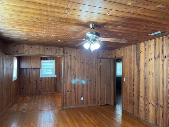 Photo - 1740 N Shore Terrace