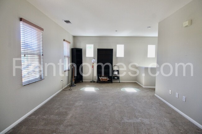 Photo - 314 Borden Rd