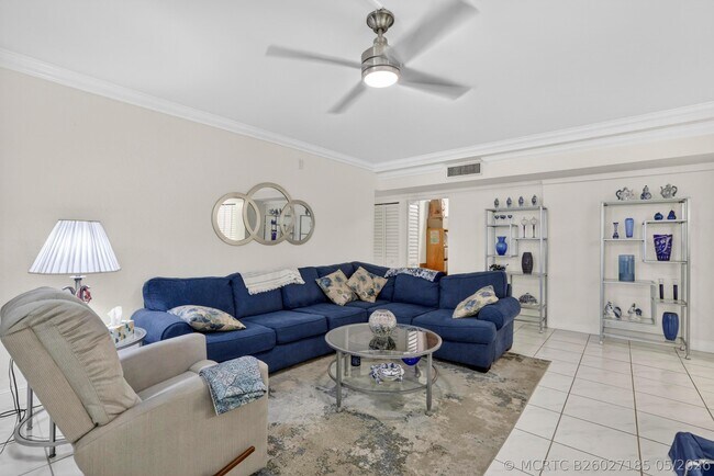 Photo - 101 Longboat Ln W Unit 101