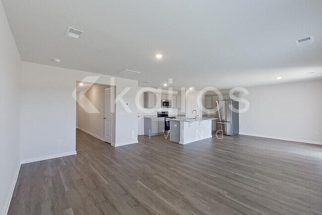 Photo - 39 Springdale Rd