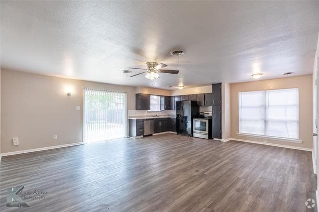 Building Photo - 618 S San Jose Dr Rental