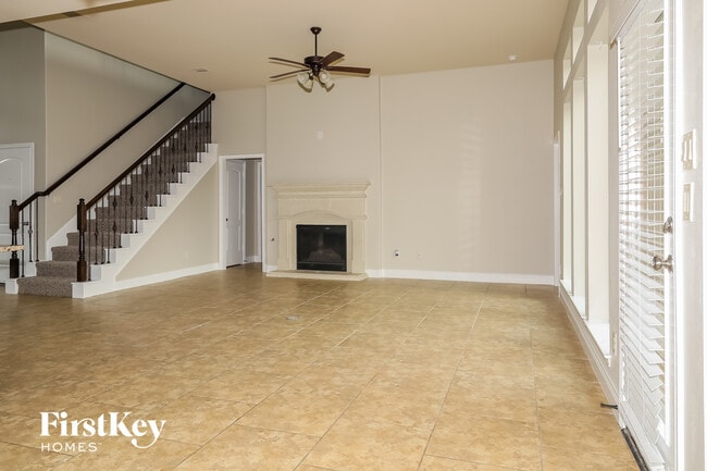 Photo - 102 Logan Pass Ct