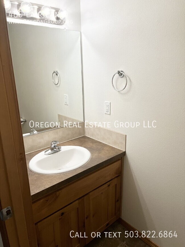 Photo - 480 Lair Ln