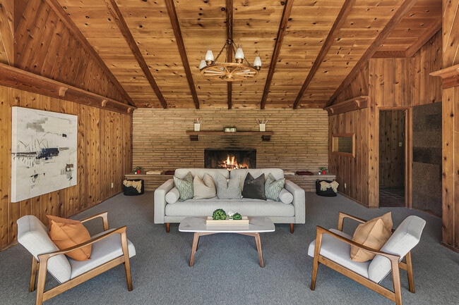 Photo - 19471 Rosita St