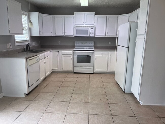 Photo - Charming Home with 2 car garage in Great Neighborhood