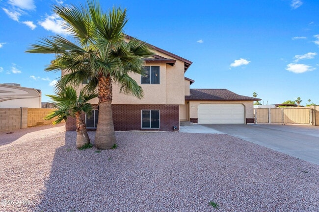 Photo - 1852 N Saffron Cir