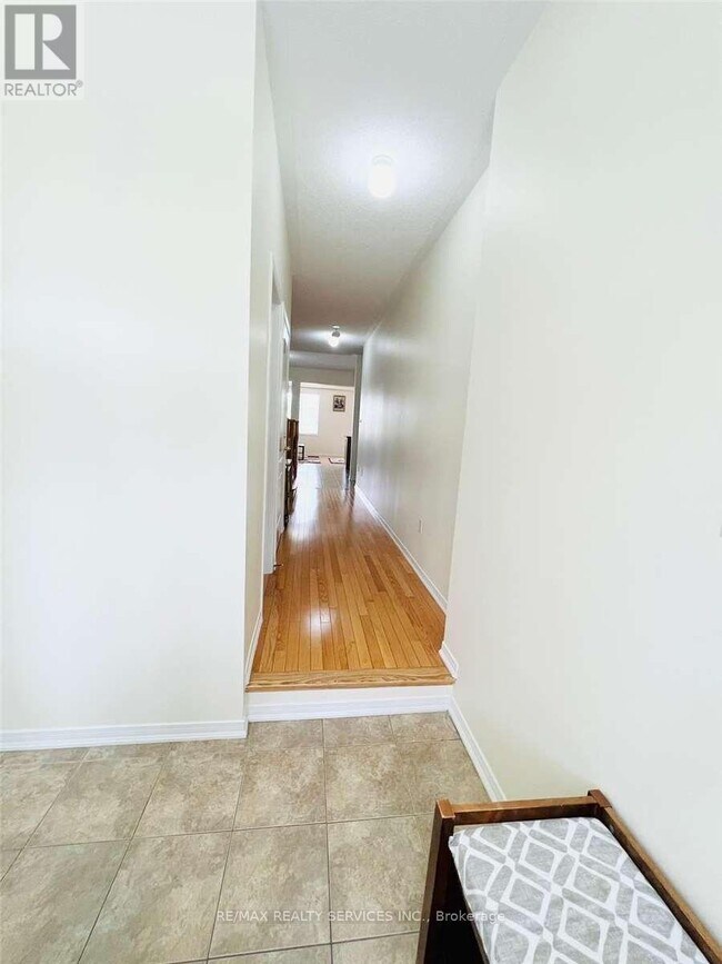 Photo - 19 Sussexvale Dr