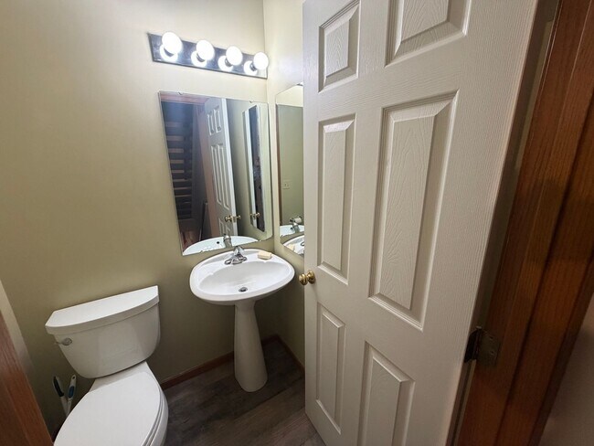 Photo - 6913 Tippecanoe Rd