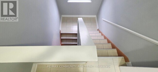 Photo - 30 Canlish Rd