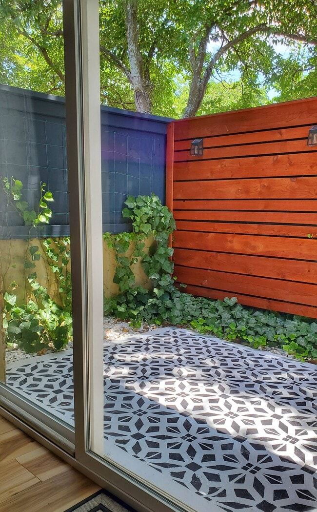 Enclosed patio - 5607 Harvest Hill Rd Unit 1008
