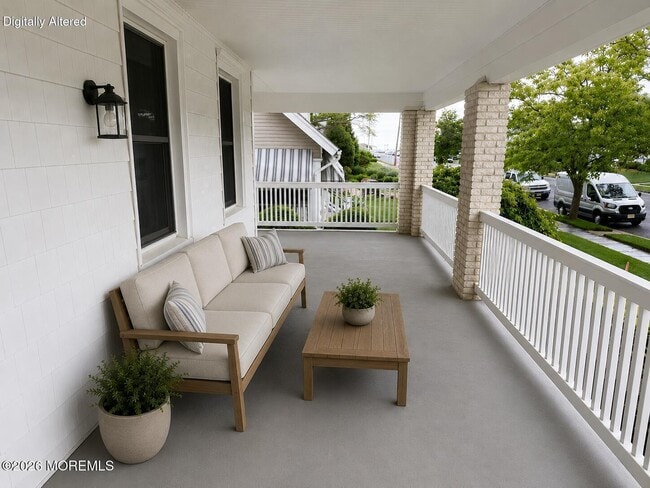 Photo - 120 Garfield Ave