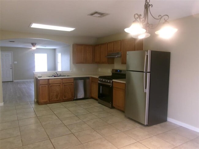 Photo - 17611 Wiseman Dr