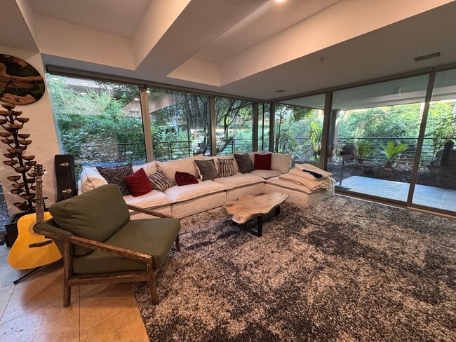 Building Photo - 7167 E Rancho Vista Dr Unit Optima