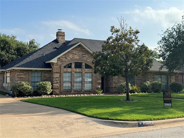 Building Photo - 2907 Sweet Briar St