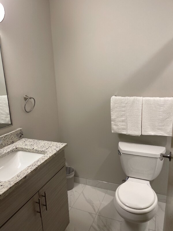 Photo - 1417 W9th St Unit 203